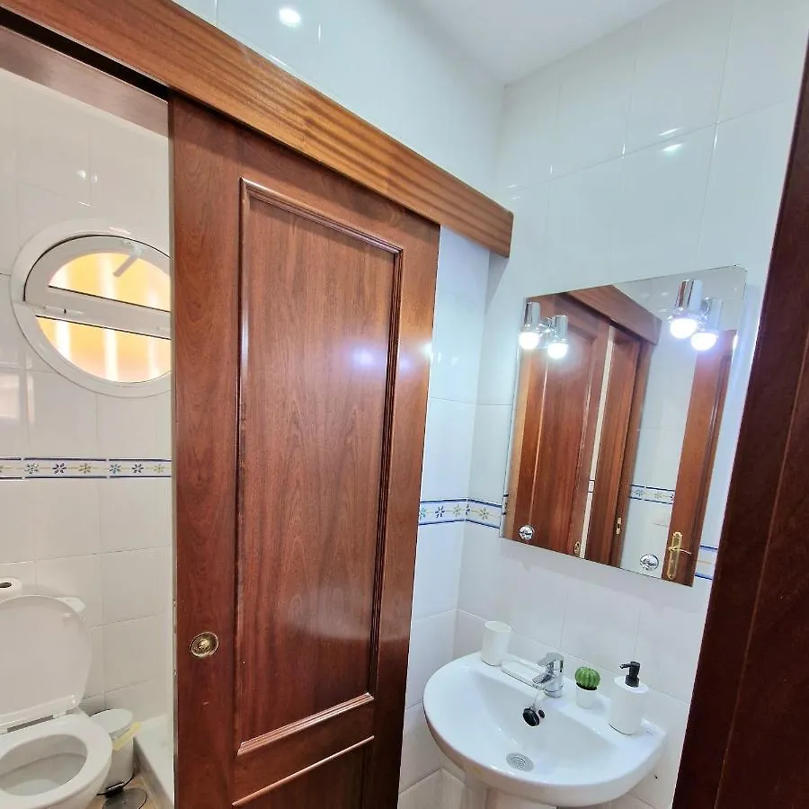 Dom wakacyjny Willa Spacious Chalet Next To The Sea - Airport San Isidro