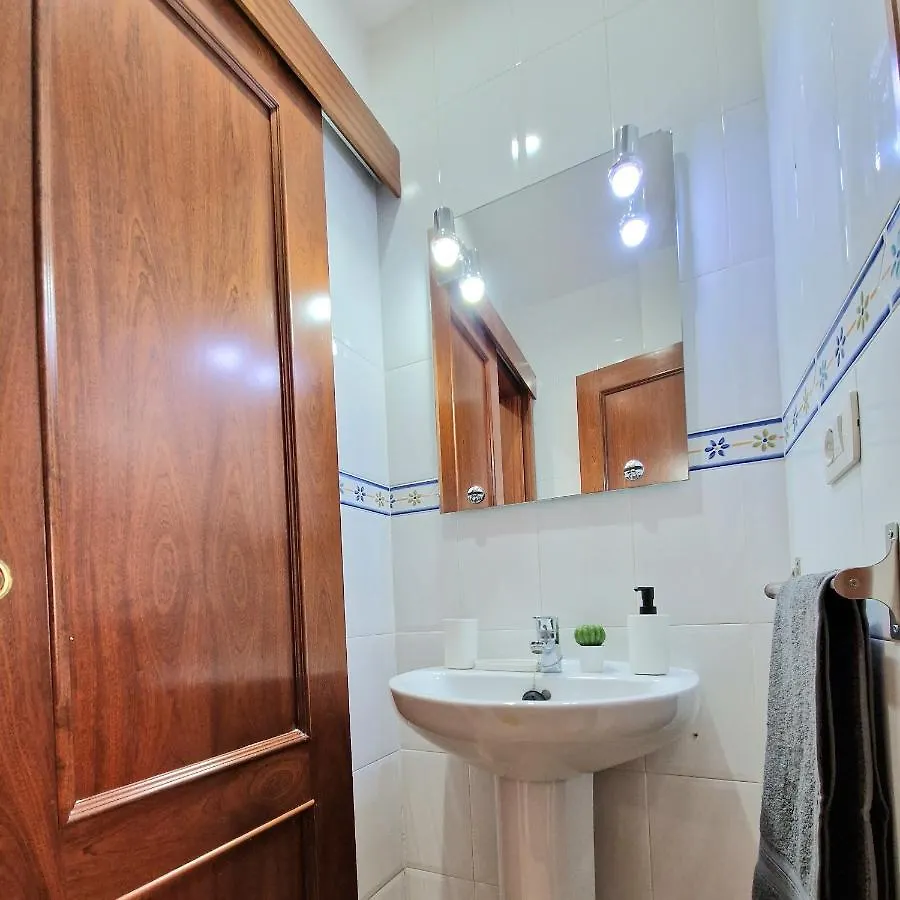 Spacious Chalet Next To The Sea - Airport Villa San Isidro  0*, San Isidro (Tenerife)